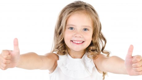 کشیدن دندان لق کودکان در خانه